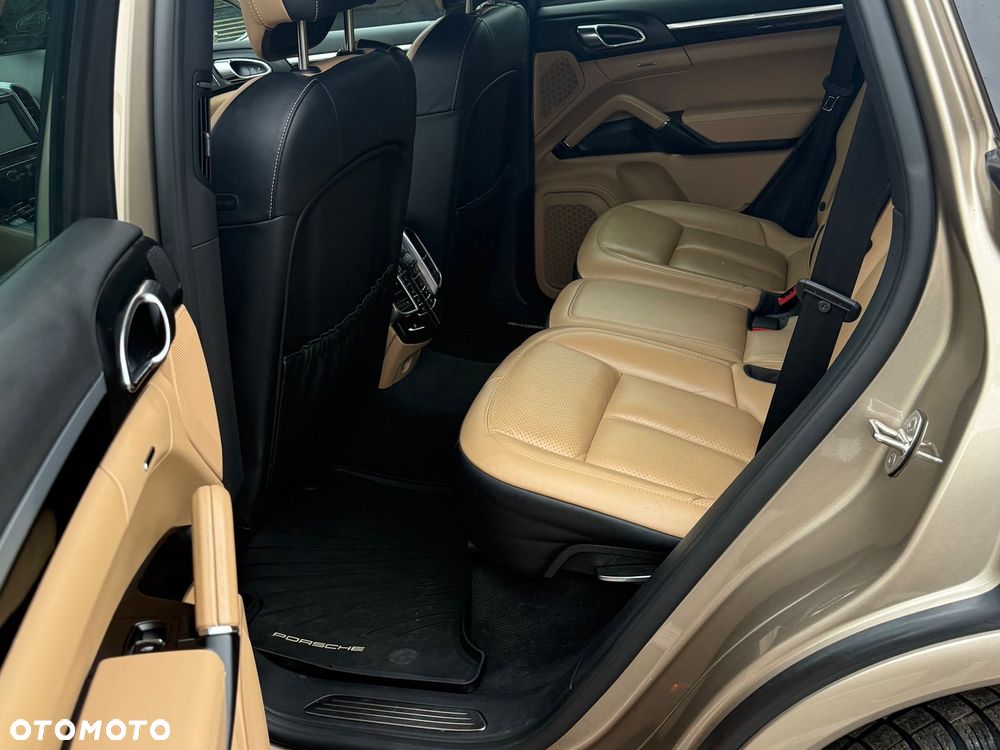 Porsche Cayenne S Diesel - 6