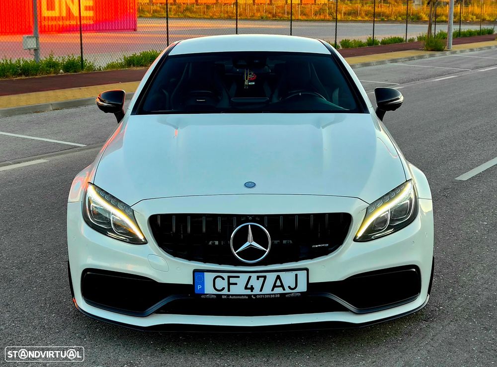 Mercedes-Benz C 63 AMG - 16