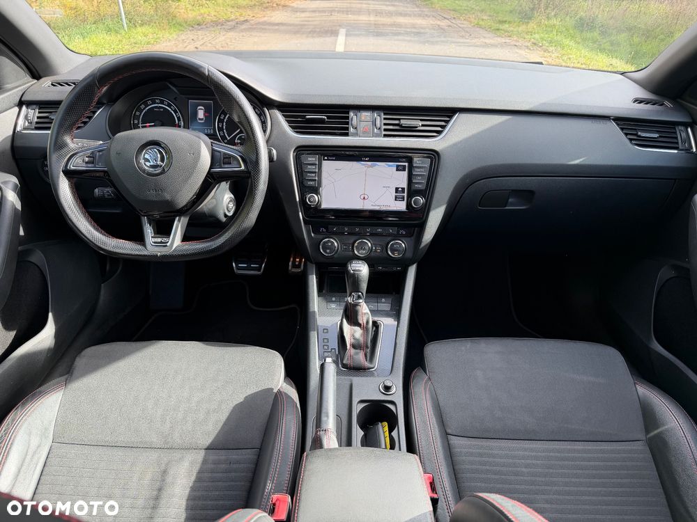 Skoda Octavia 2.0 TDI DSG RS - 15