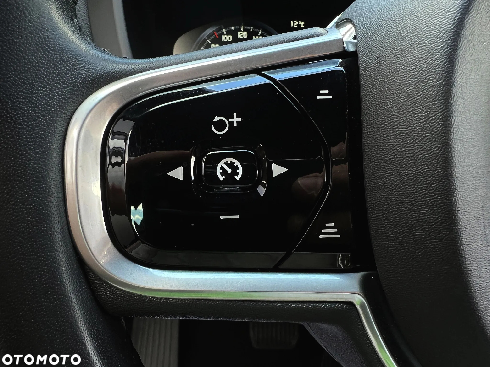 Volvo XC 60 D4 AWD Geartronic Inscription - 27