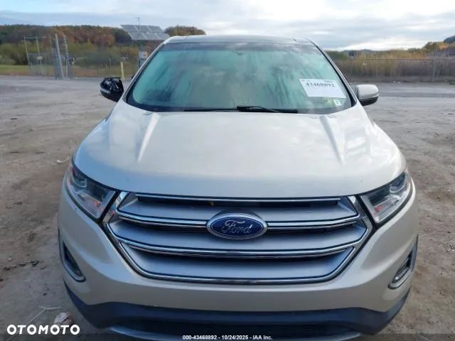 Ford Edge - 8