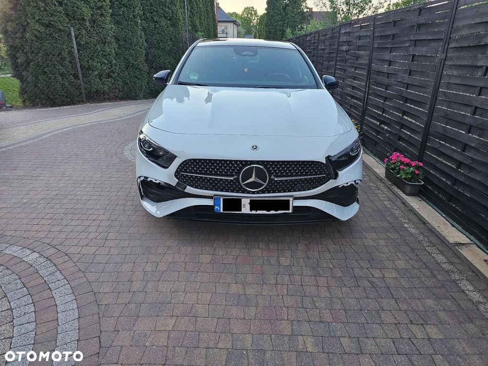 Mercedes-Benz Klasa A 200 AMG Line 7G-DCT - 4