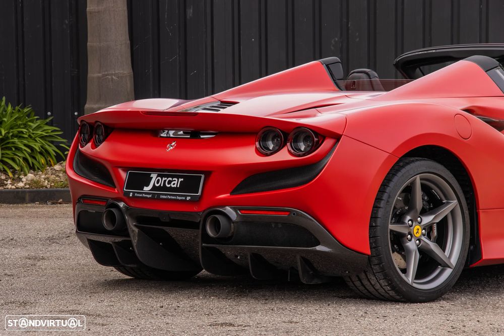 Ferrari F8 Tributo Standard - 7