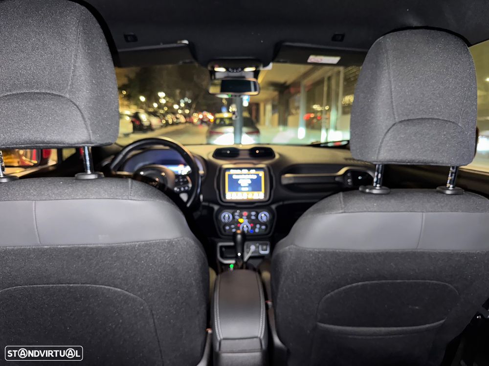 Jeep Renegade 1.3 T Limited S DCT - 18