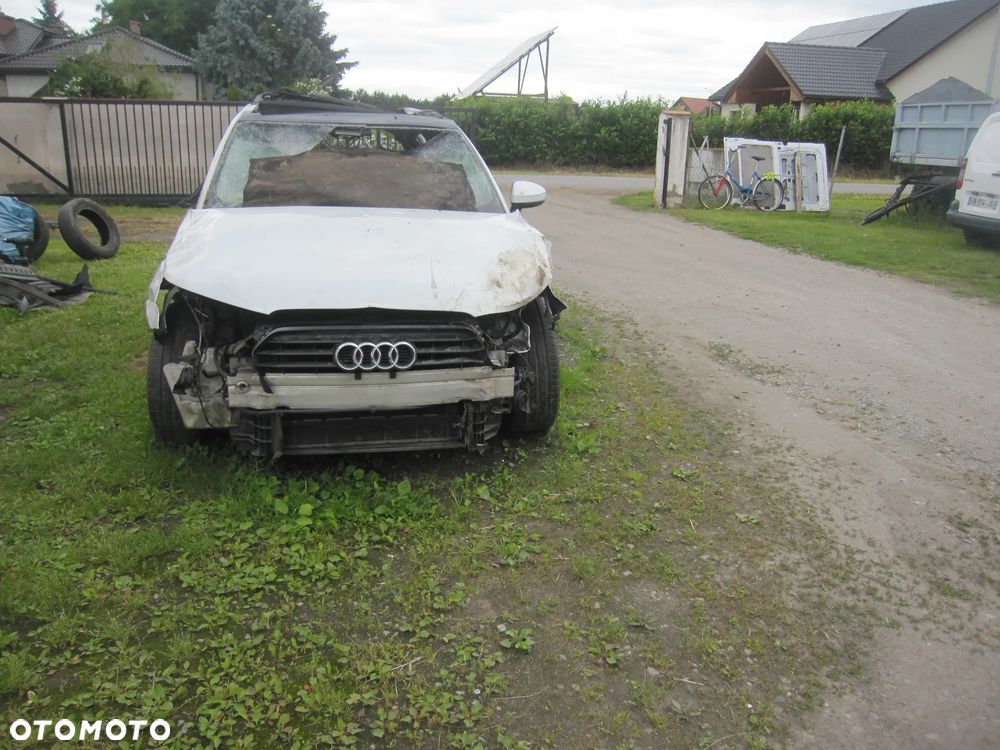 Audi A1 Sportback 1.4 TDI (ultra) S tronic sport - 3