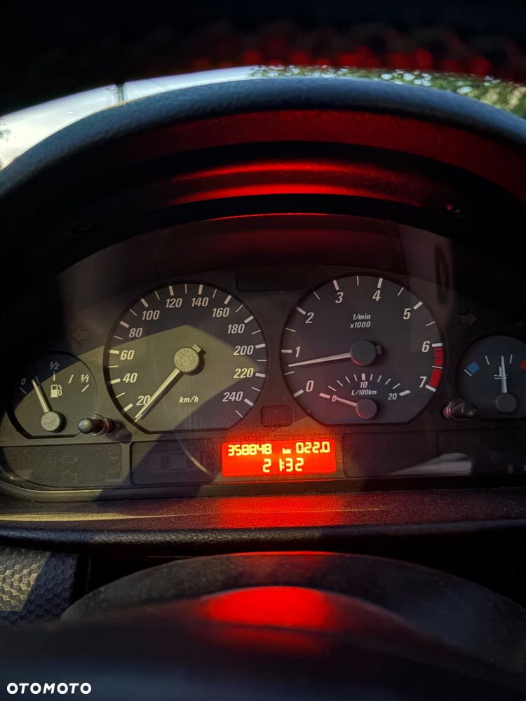 BMW Seria 3 325Ci - 9