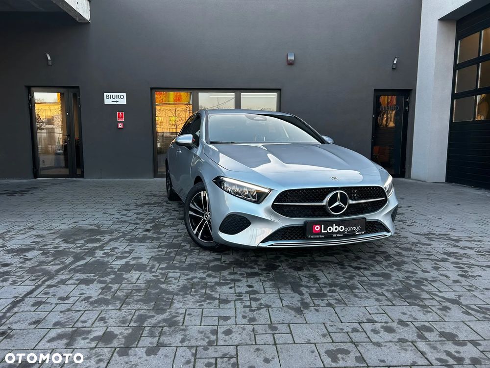 Mercedes-Benz Klasa A 200 d Progressive 8G-DCT - 2