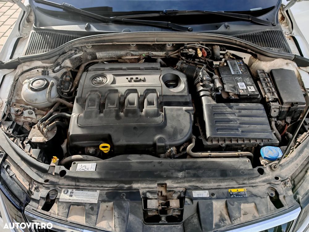 Skoda Octavia 2.0 TDI STYLE - 12