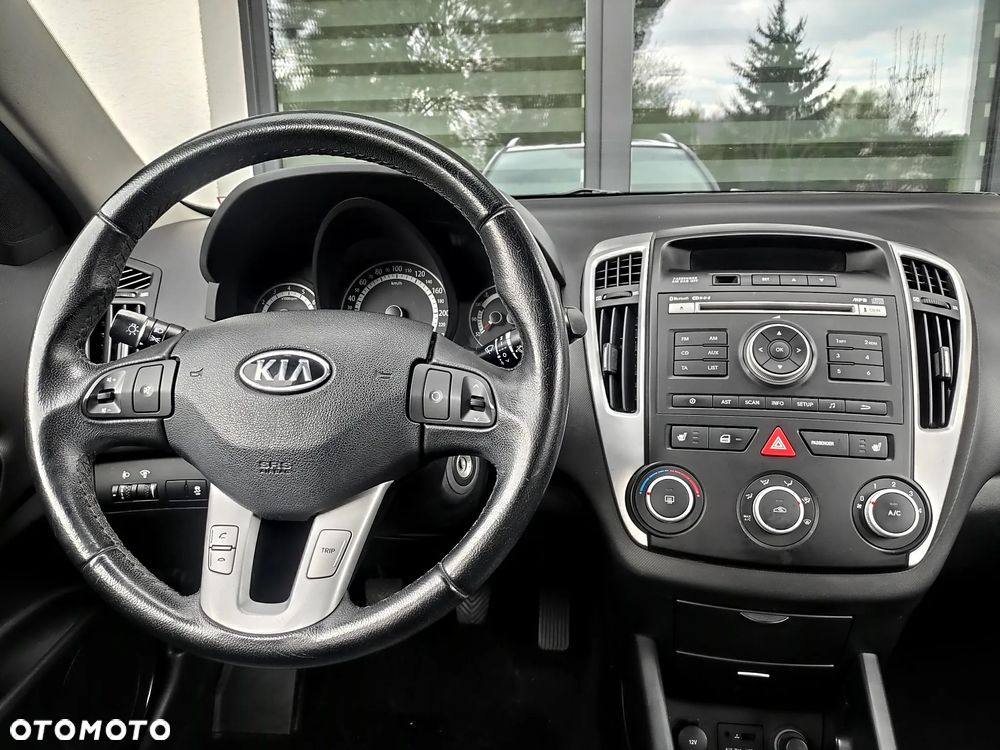 Kia Ceed 1.4 CVVT Attract - 15