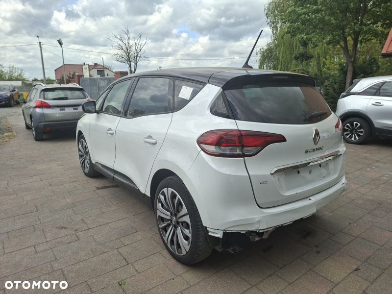 Renault Scenic - 11