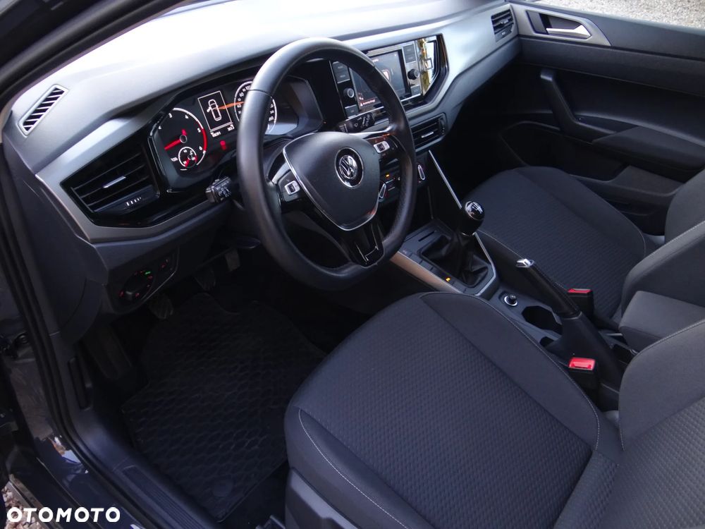 Volkswagen Polo 1.6 TDI SCR Comfortline - 18