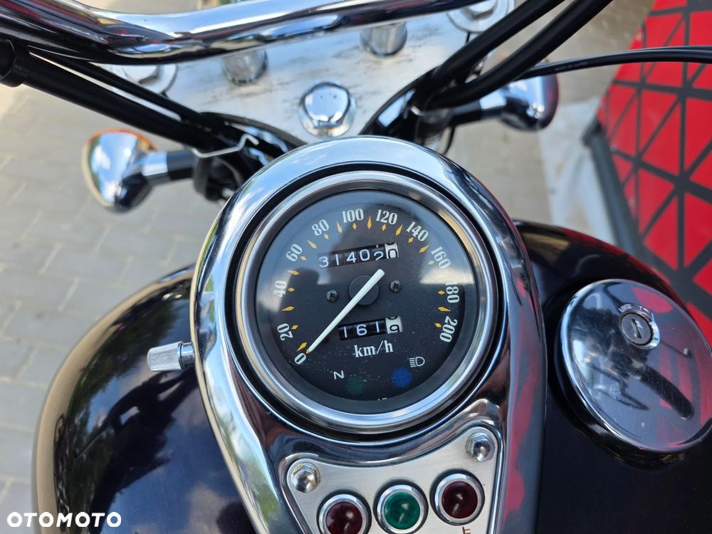Kawasaki Vulcan - 25