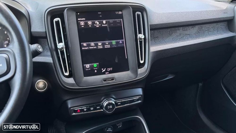 Volvo XC 40 1.5 T3 Momentum Plus - 15