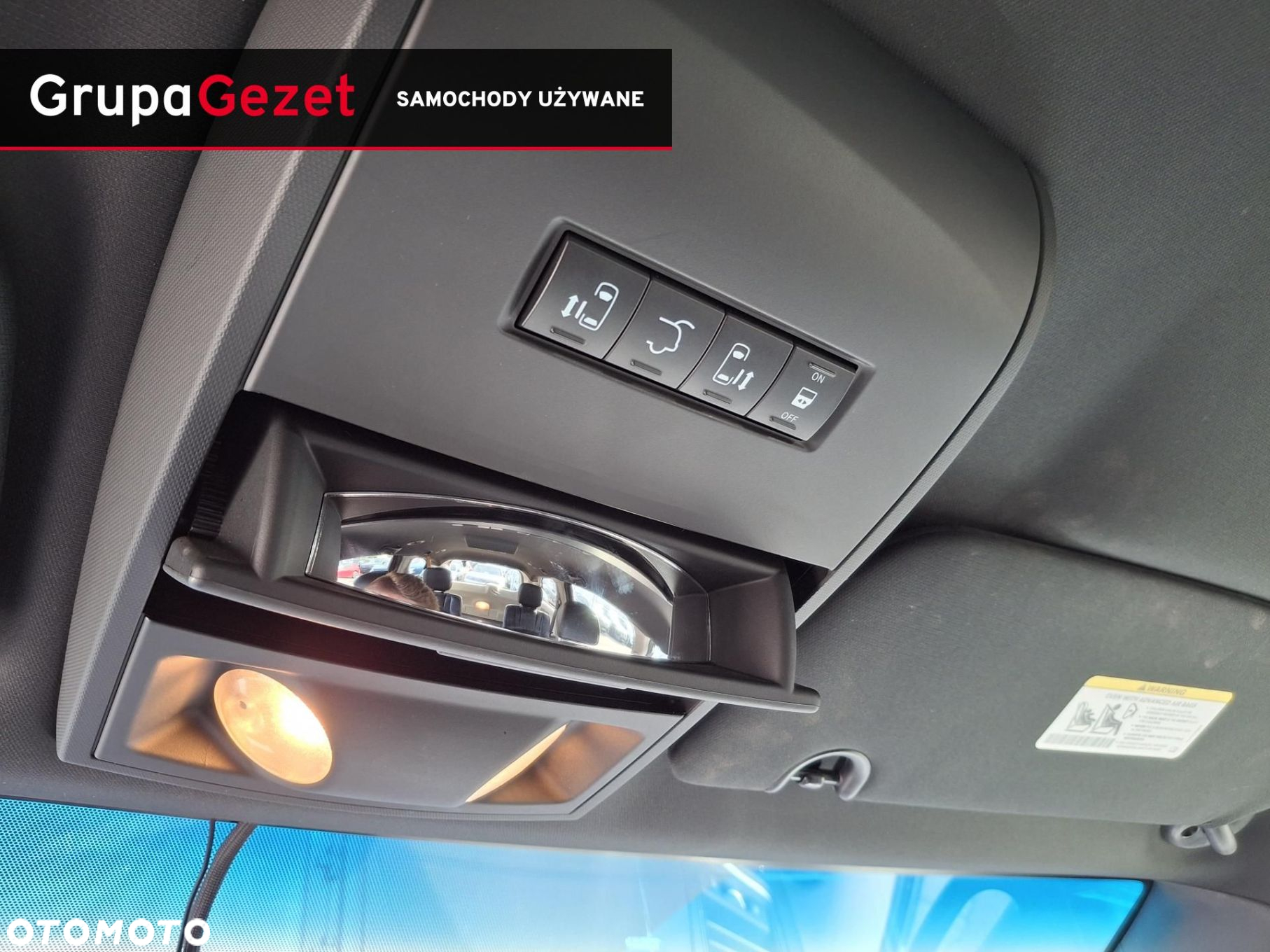 Dodge Grand Caravan - 17