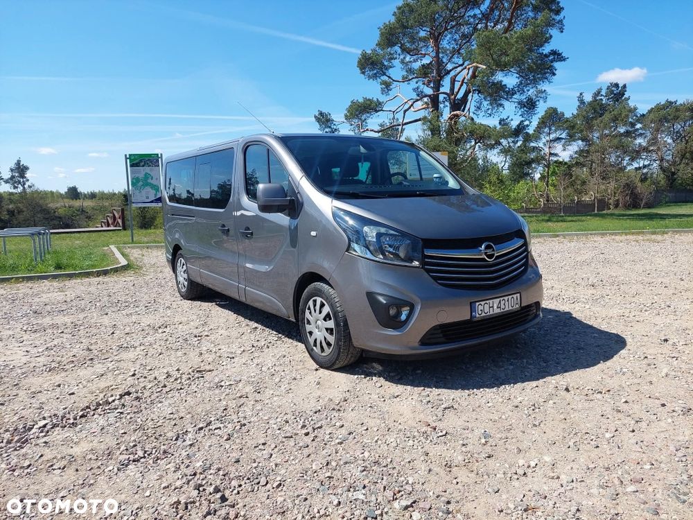 Opel Vivaro - 1