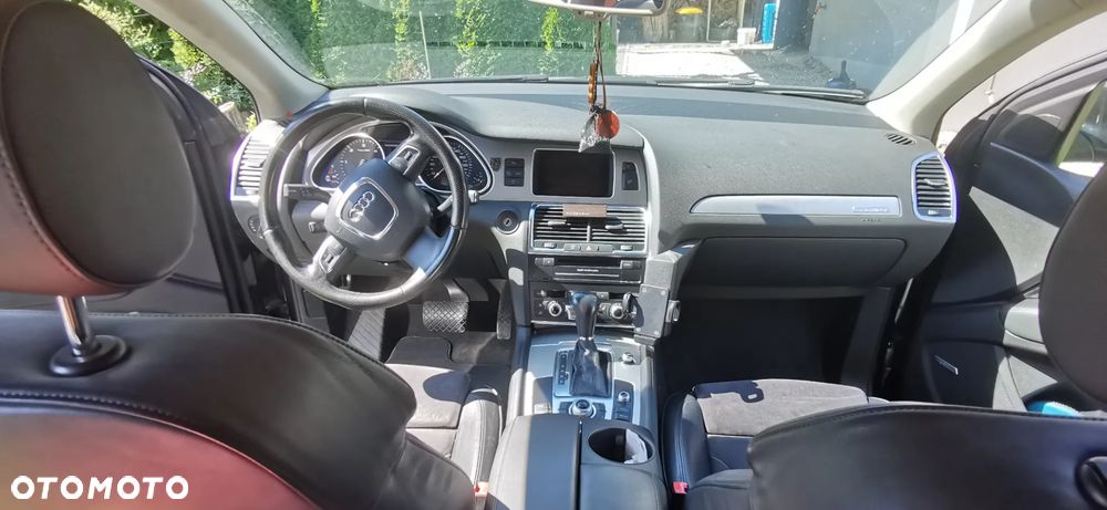 Audi Q7 3.0 TDI Quattro Tiptronic - 17