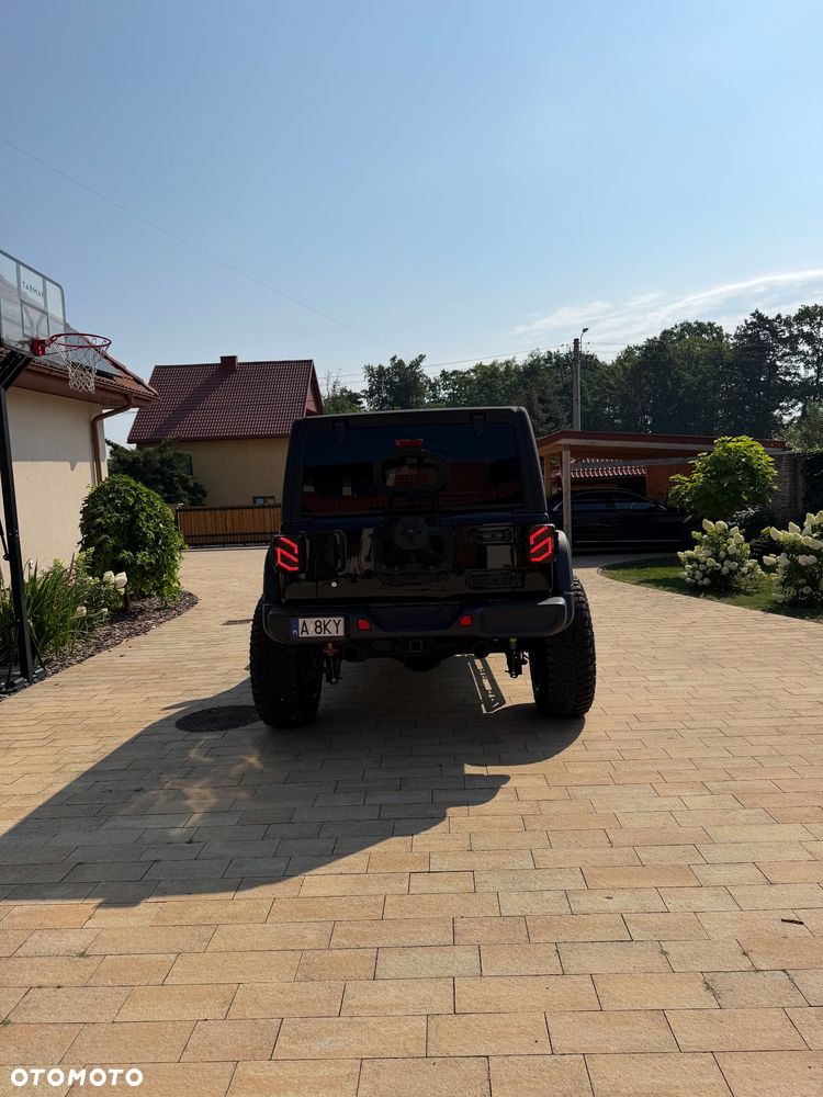 Jeep Wrangler - 6