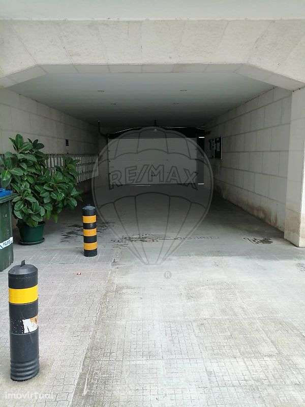 Garagem  para arrendamento - Grande imagem: 3/7
