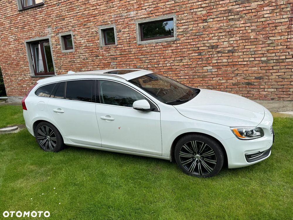 Volvo V60 - 16