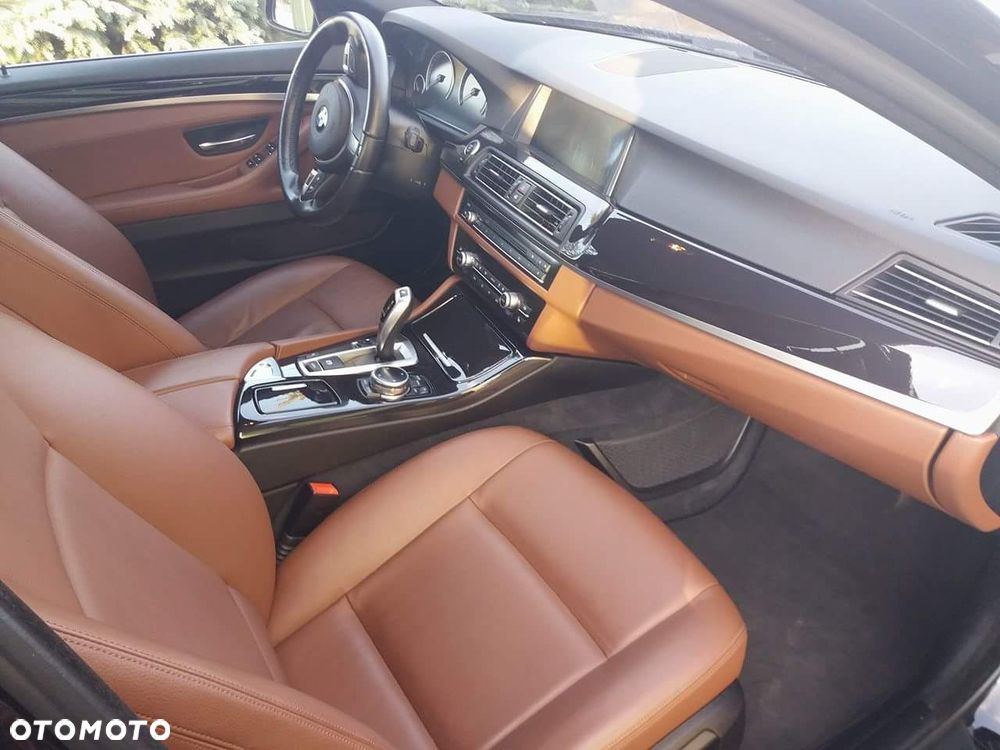 BMW Seria 5 520d - 14
