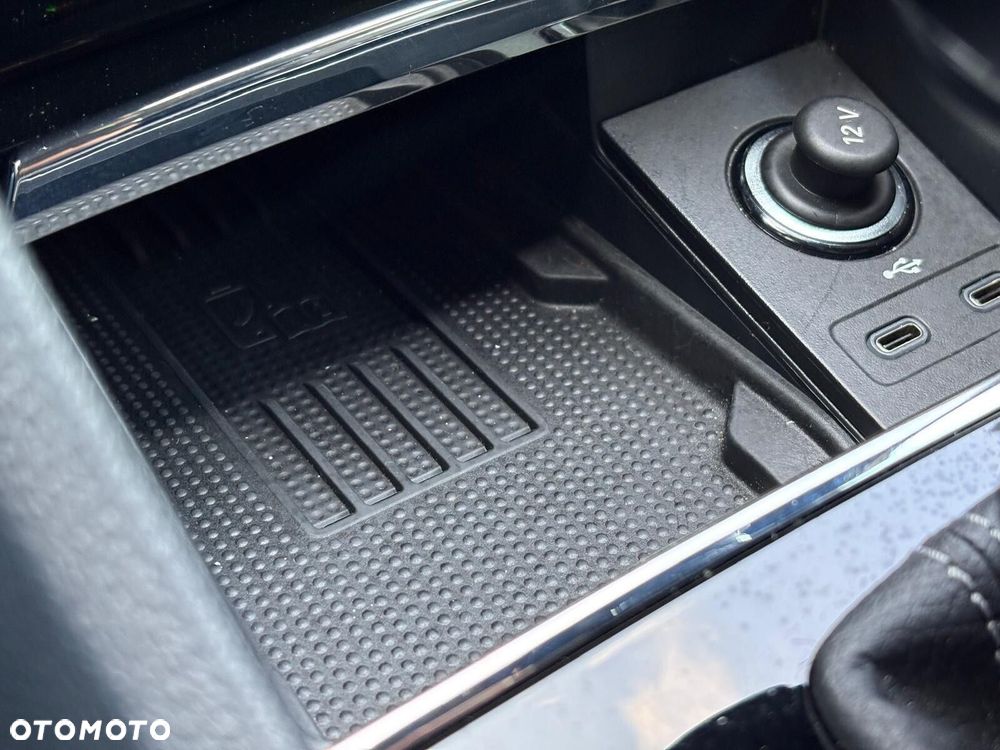 Skoda Karoq 1.5 TSI ACT Sportline DSG - 28