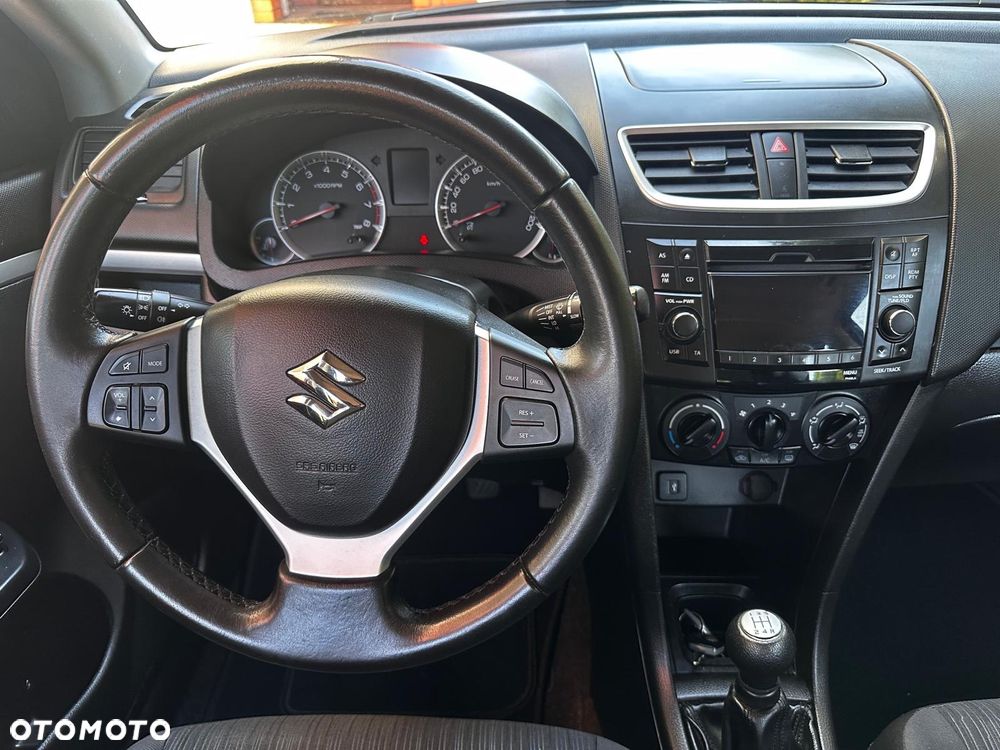 Suzuki Swift 1.2 4x4 Club - 24