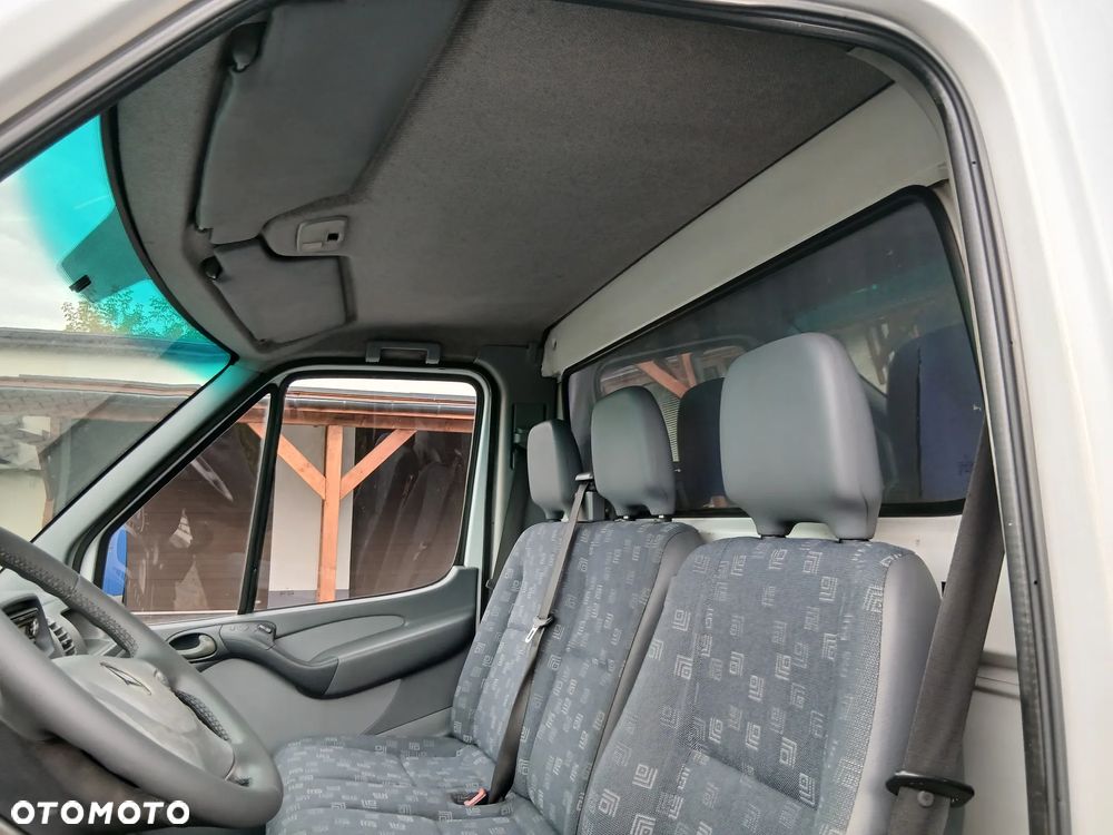 Mercedes-Benz Sprinter 416 - 16