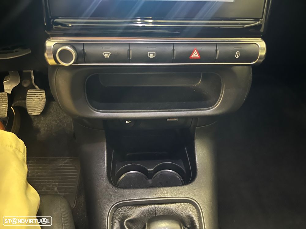 Citroën C3 1.2 PureTech Shine - 28