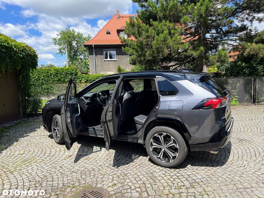 Toyota RAV4 - 21