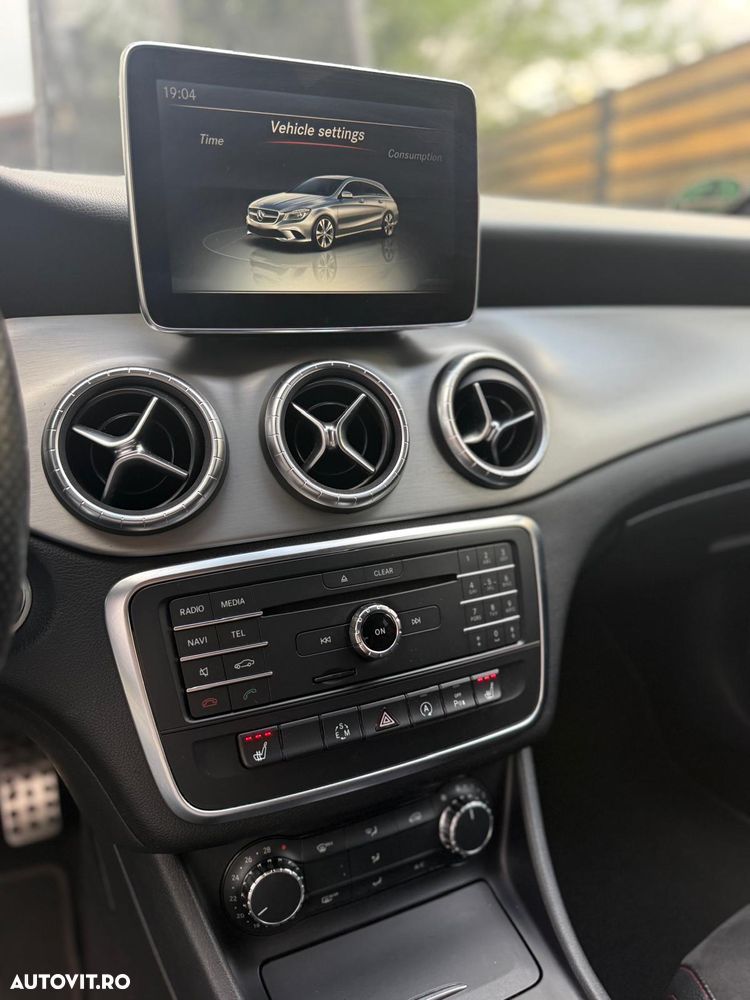 Mercedes-Benz CLA 200 d 7G-DCT AMG Line - 24