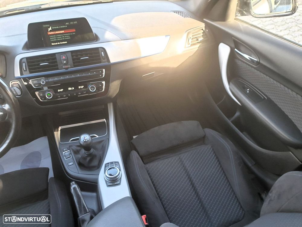 BMW 116 d Pack M - 15