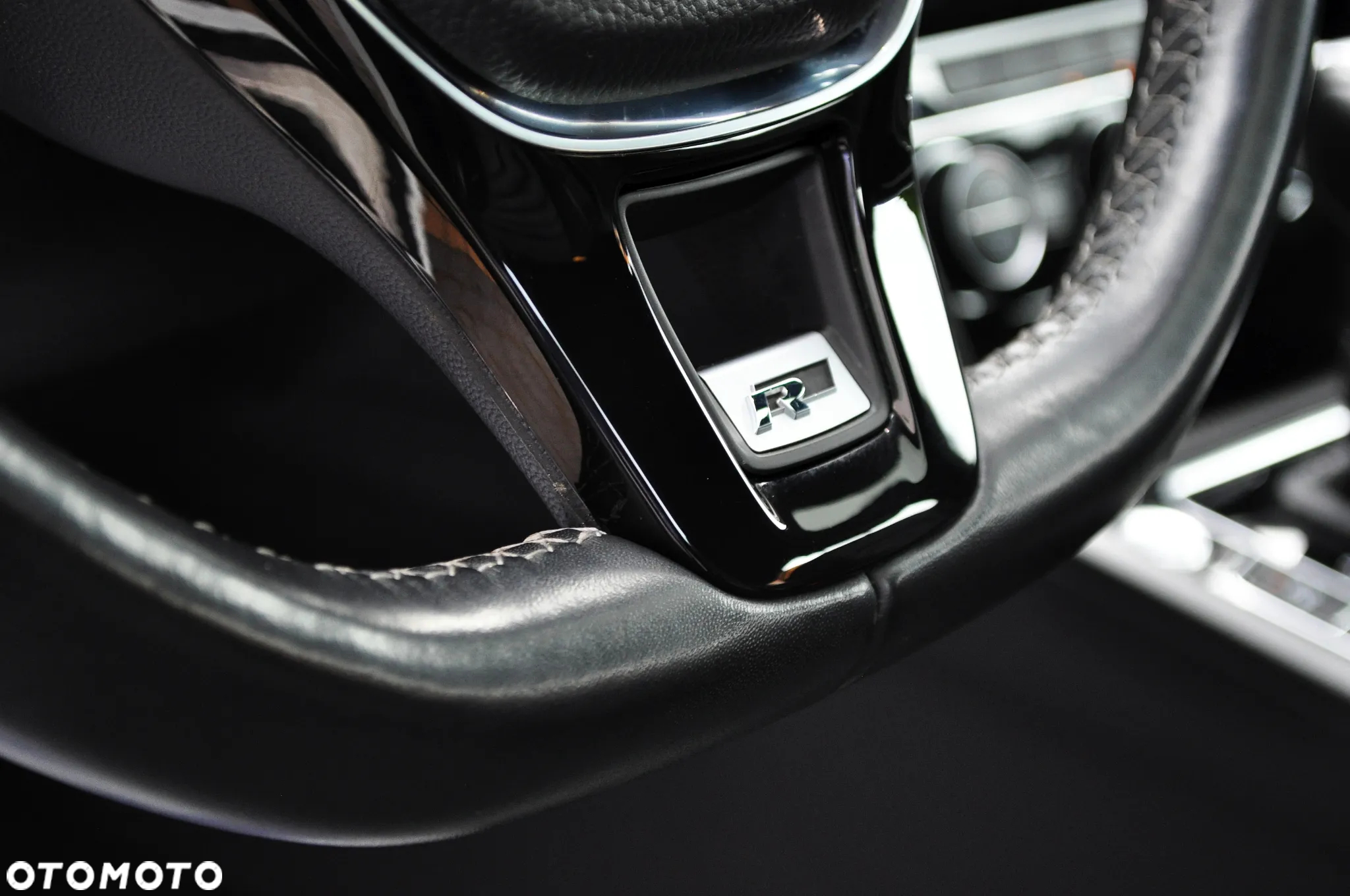 Volkswagen Arteon 2.0 TSI 4Motion R-Line DSG - 14