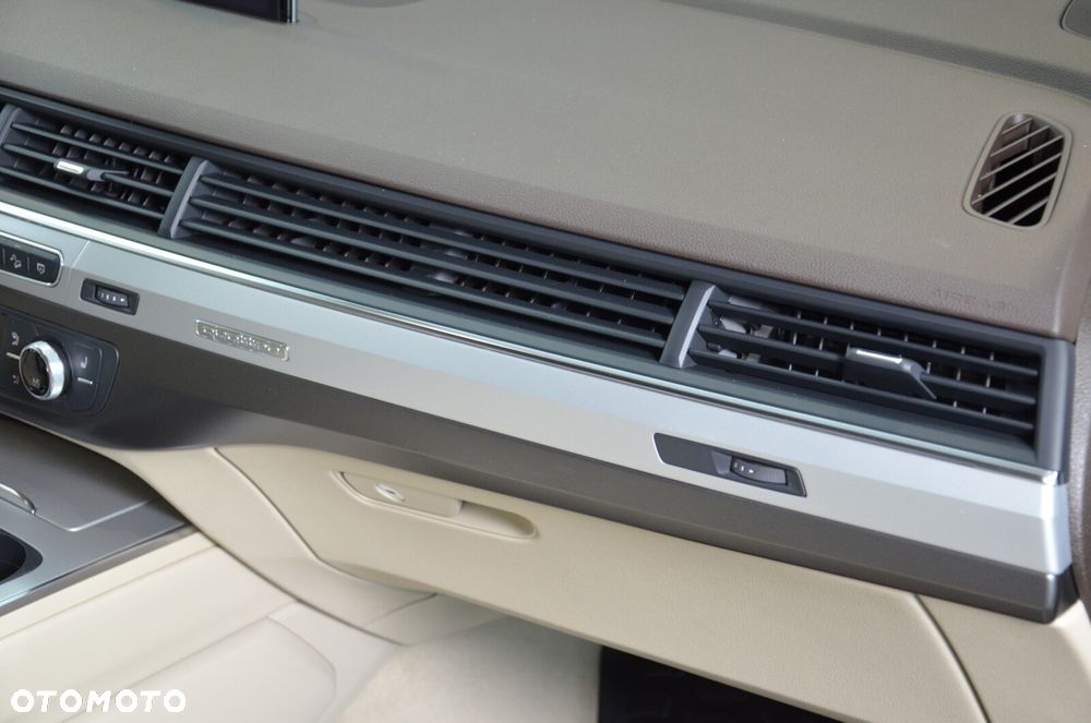 Audi Q7 50 TDI Quattro Tiptronic - 15