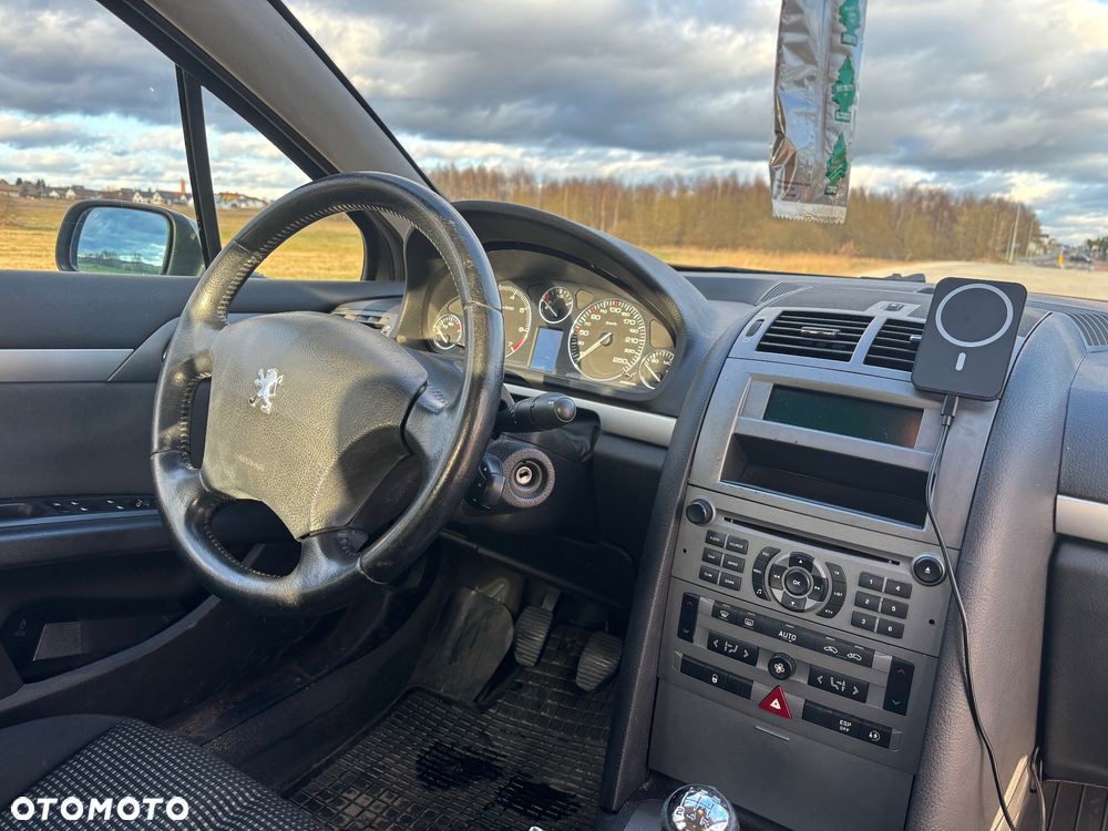 Peugeot 407 - 9