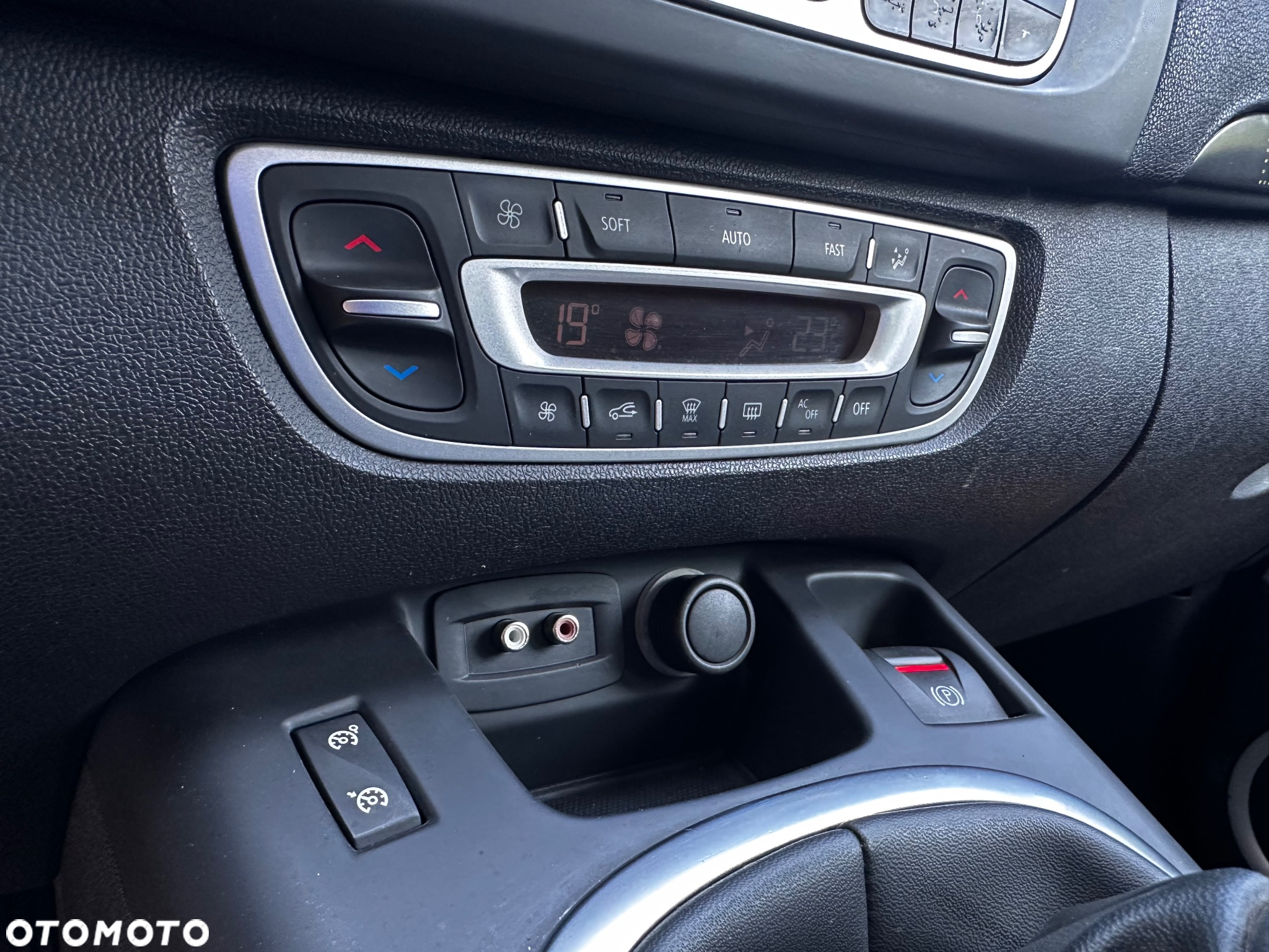 Renault Scenic dCi 110 FAP Dynamique - 15
