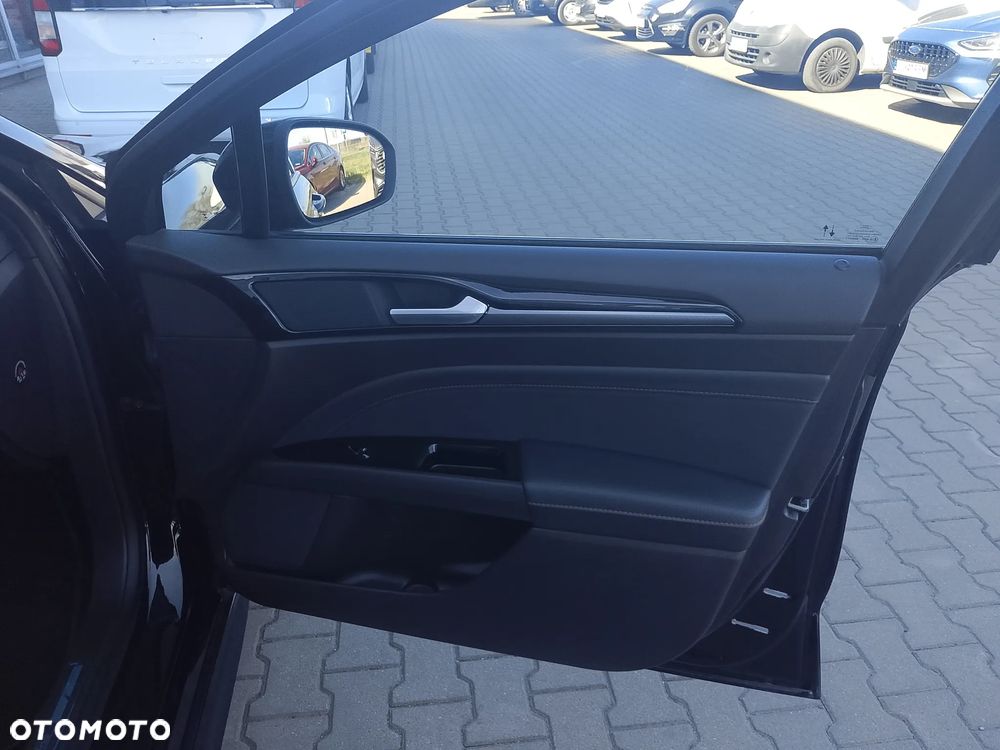 Ford Mondeo - 18