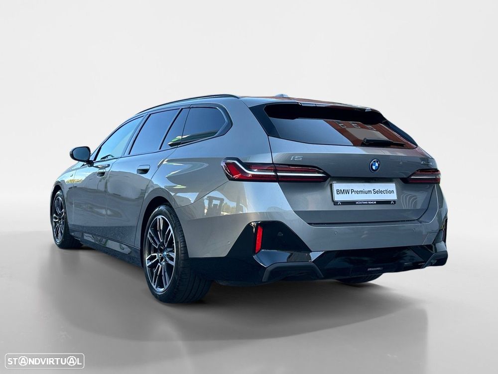 BMW i5 eDrive40 Pack Desportivo M - 3