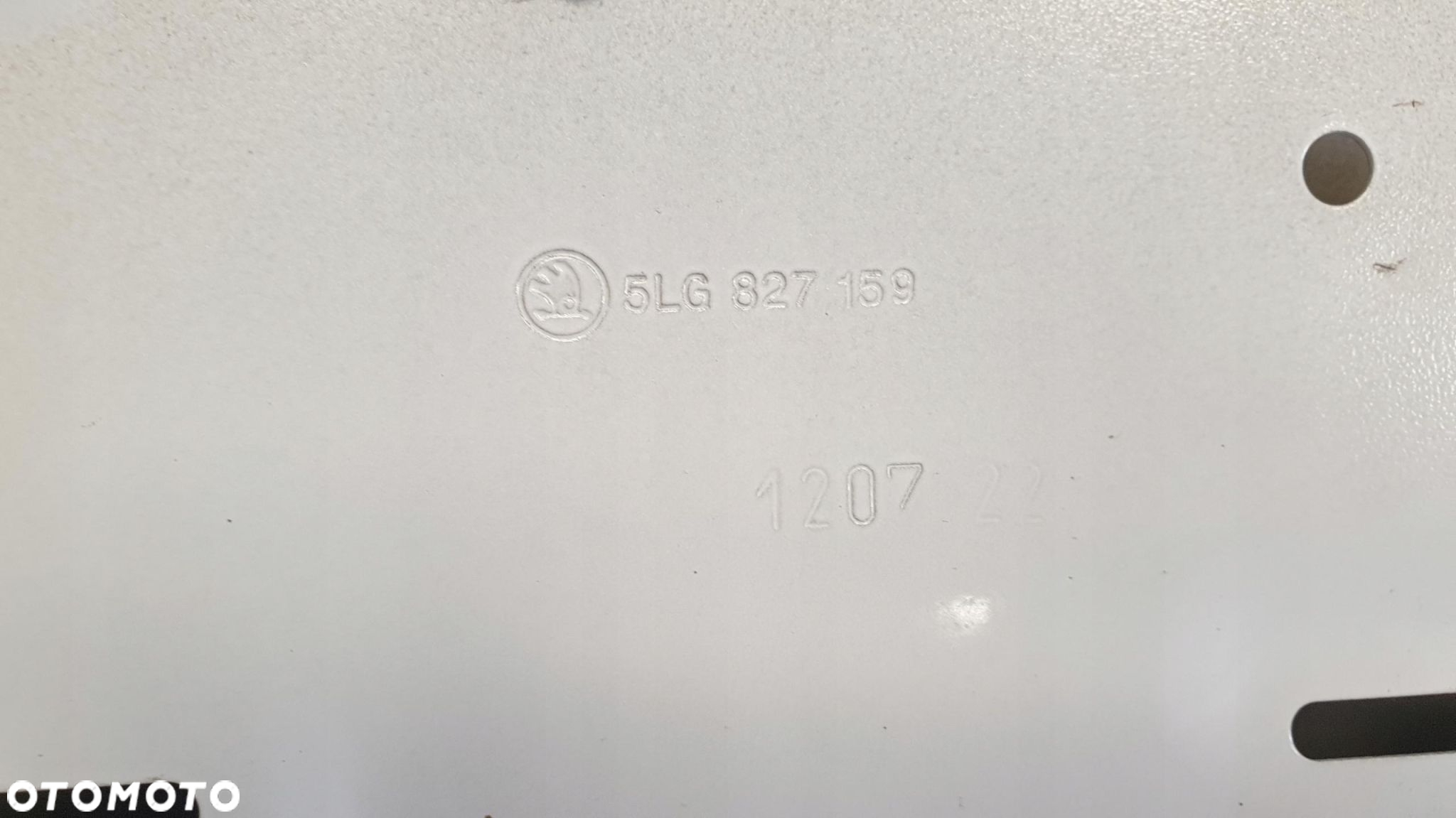 Skoda Enyaq 5LG KLAPA BAGAŻNIKA TYLNA TYŁ 5lg827159 - 5