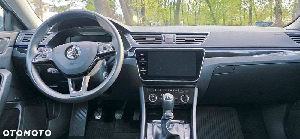 Skoda Superb 1.5 TSI L&K - 19