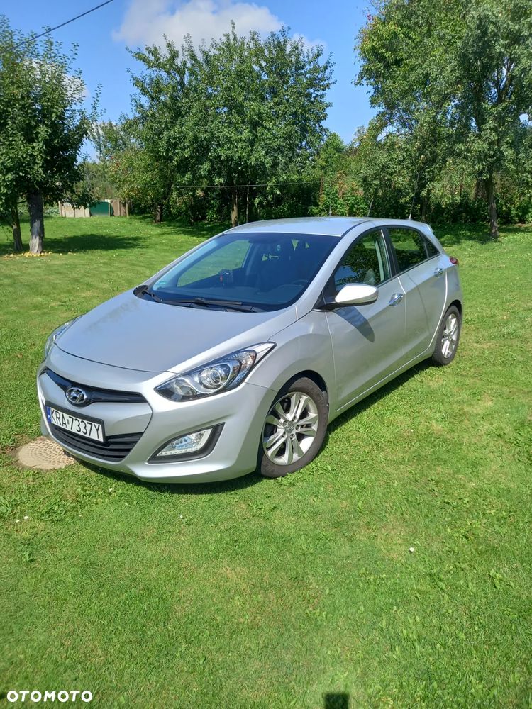 Hyundai i30 i30cw 1.6 CRDi Style - 1