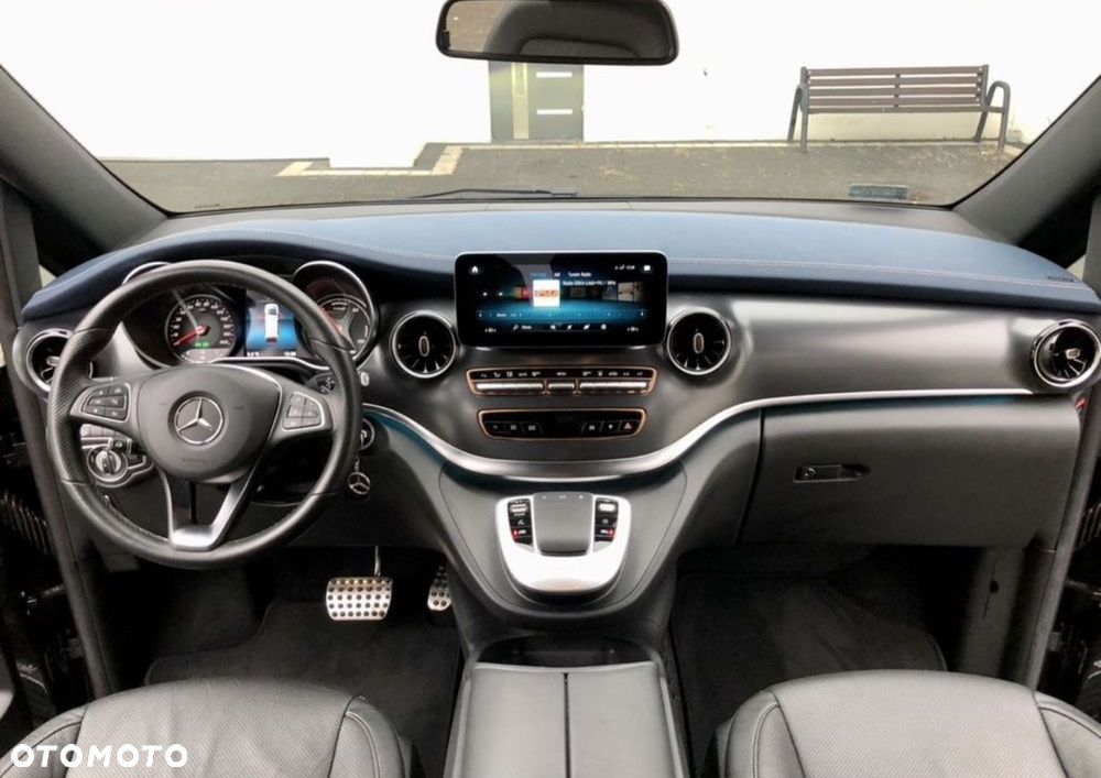 Mercedes-Benz EQV - 30