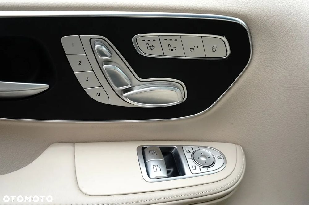 Mercedes-Benz Klasa V 300 d 4-Matic 9G-Tronic (d³ugi) - 21