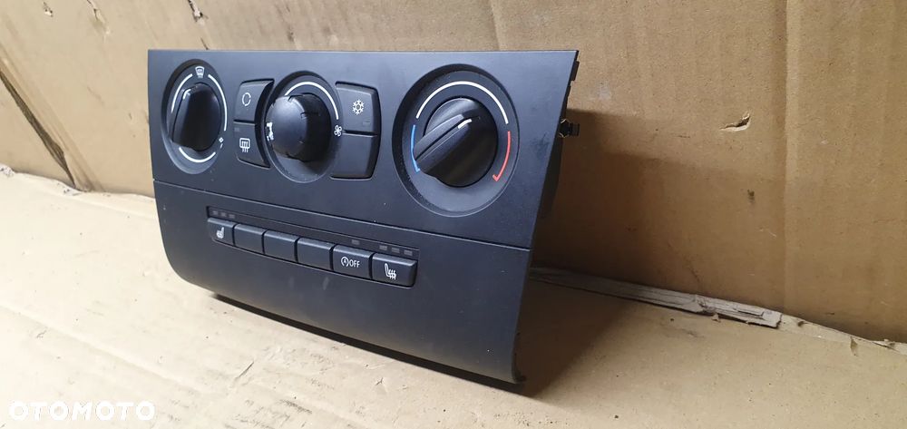 Panel nawiewu powietrza klimatyzacji grzania foteli BMW I E81 E87 9216022 - 4