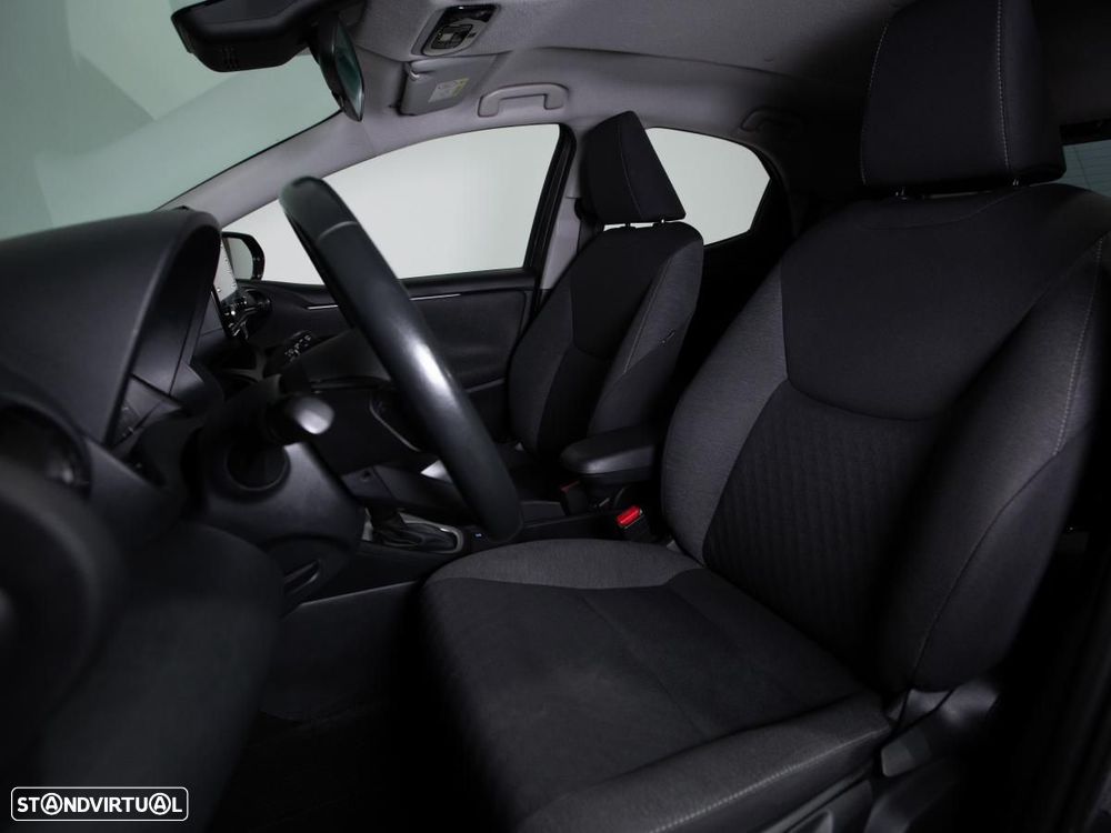 Toyota Yaris 1.5 HDF Comfort Plus - 8
