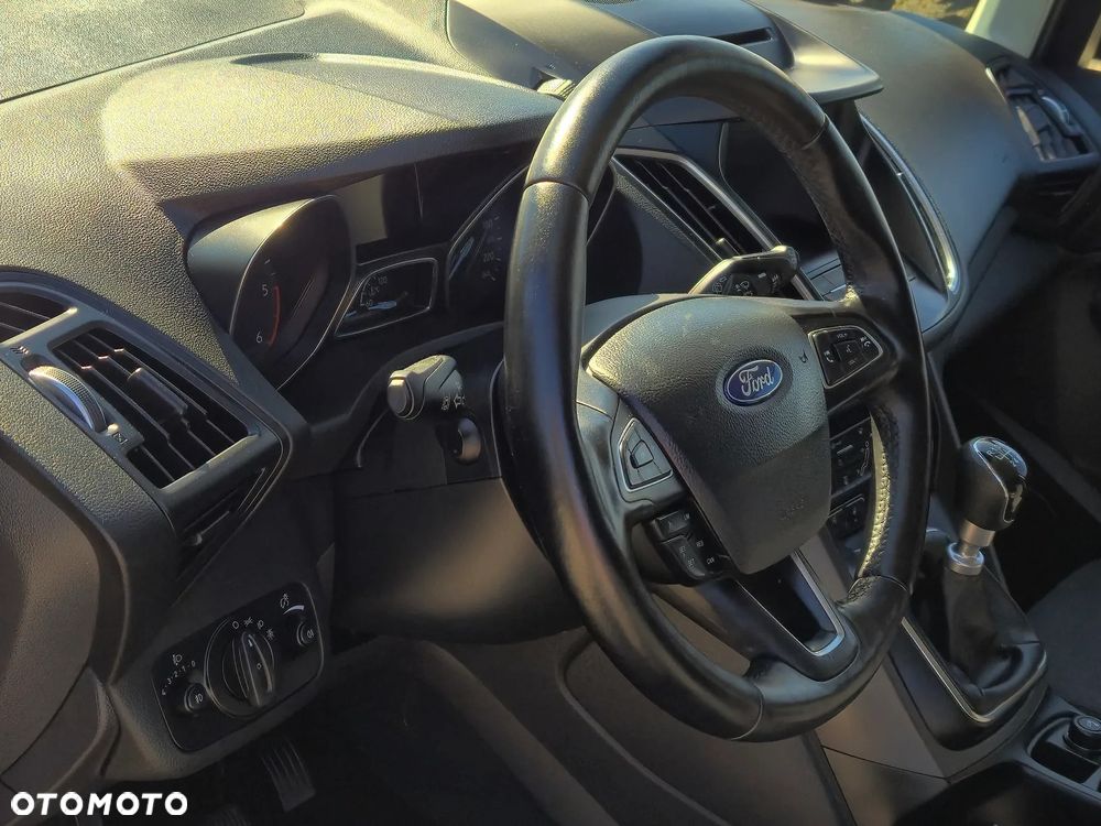 Ford C-MAX - 15