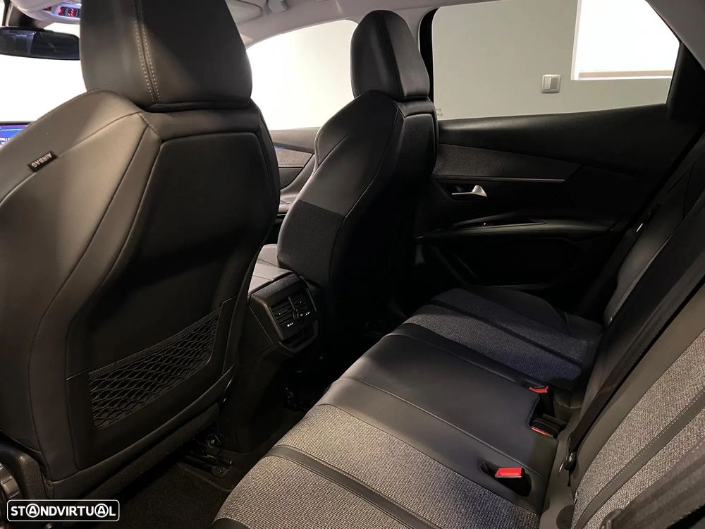 Peugeot 3008 1.5 BlueHDi Allure - 18
