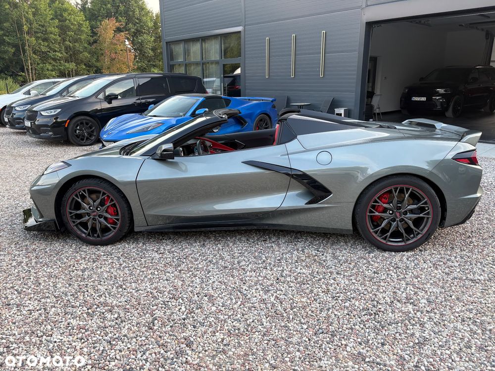 Chevrolet Corvette - 10