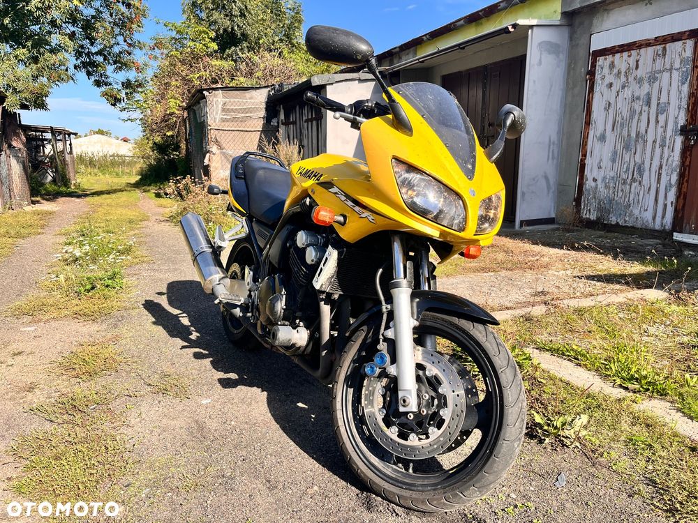 Yamaha FZS - 1