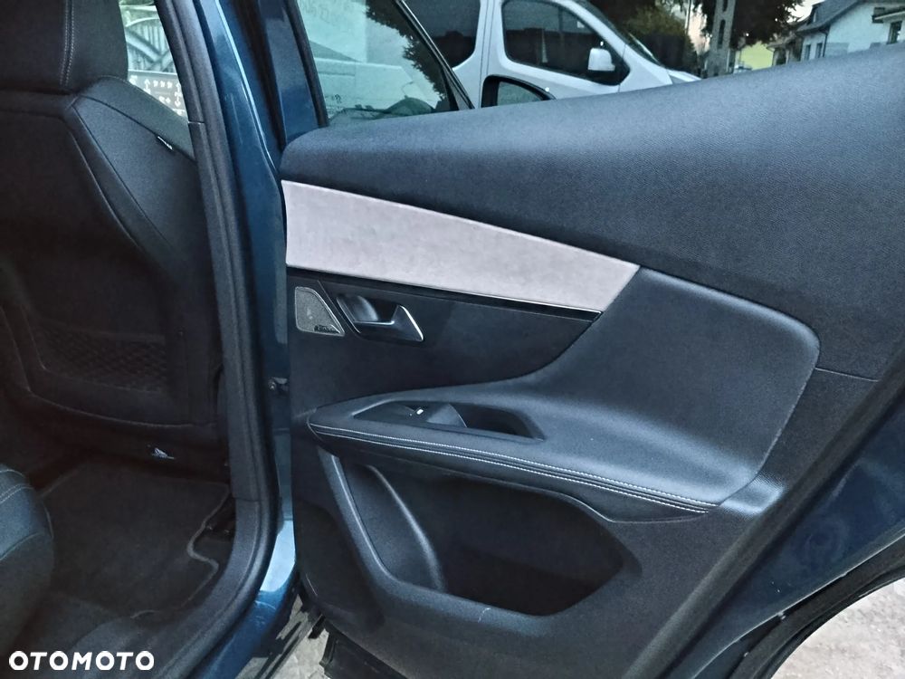 Peugeot 3008 BlueHDi 130 Stop & Start EAT8 GT Pack - 30