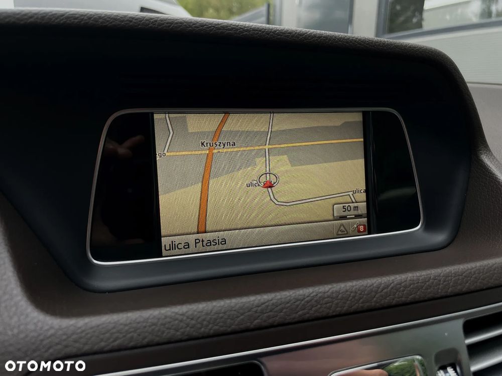 Mercedes-Benz Klasa E - 27